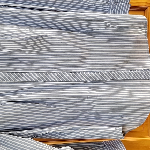 Beautiful Lane Bryant top - Picture 4 of 5